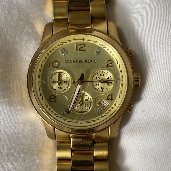 Michael Kors Gold watch - Picture 6 of 8